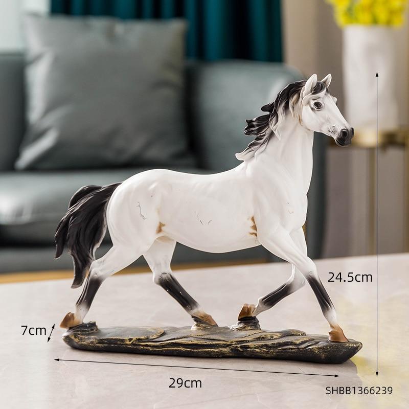 Estatueta Artesanal de Cavalo Vintage em Resina - Inovallar